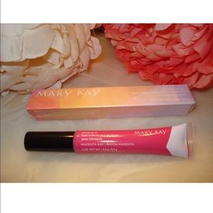 Mary Kay® Magenta Ray Glossy Lip Oil